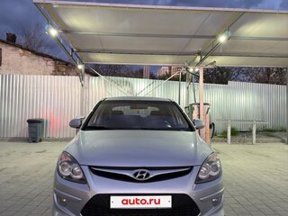 2010 Hyundai i30 I Рестайлинг, серебристый, 800000 рублей, вид 2