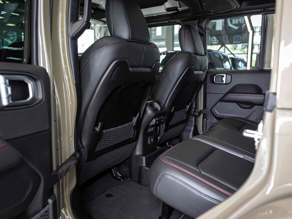 2026 Jeep Wrangler IV (JL) Рестайлинг, зелёный, 10779525 рублей - вид 24