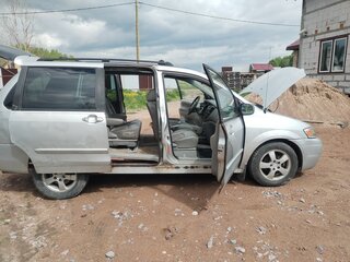 2001 Mazda MPV II (LW), серебристый, 170000 рублей, вид 4