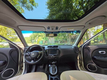 2016 Kia Soul II, бежевый, 1530000 рублей, вид 1