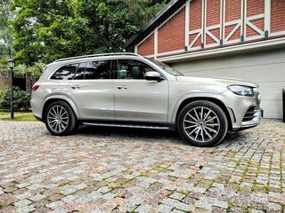 2019 Mercedes-Benz GLS 400 d II (X167), серебристый, 8100000 рублей, вид 2