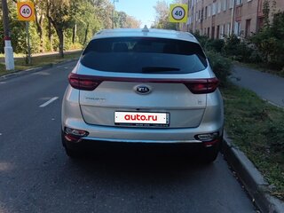 2020 Kia Sportage IV Рестайлинг, серый, 1800000 рублей, вид 2