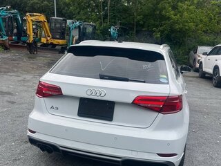 2018 Audi A3 III (8V) Рестайлинг, белый, 1980000 рублей, вид 5