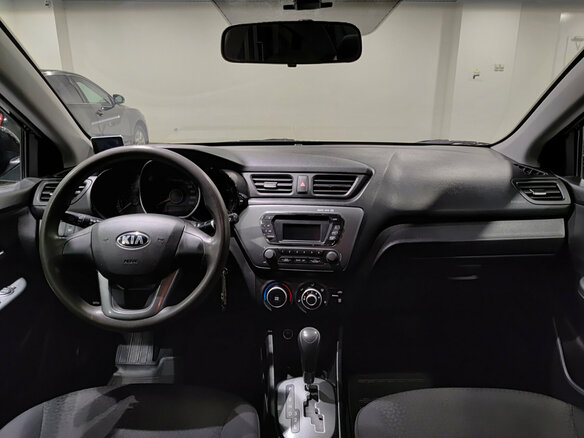 2013 Kia Rio 4-speed III, чёрный, 870000 рублей - вид 13