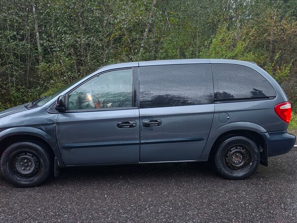 2002 Dodge Caravan 4-speed IV, серый, 400000 рублей - вид 5