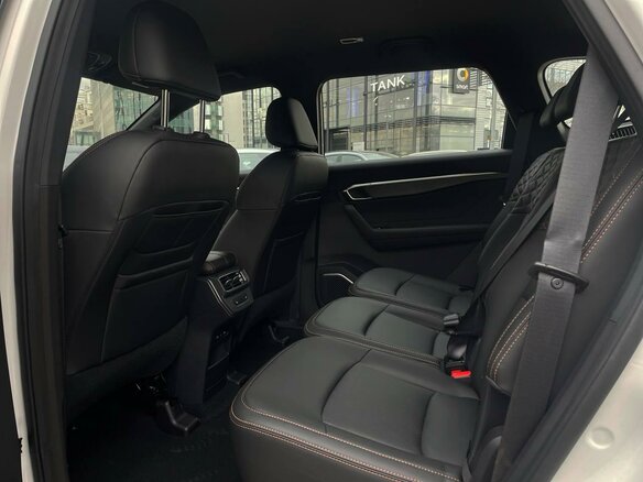 2026 Geely Okavango I Рестайлинг, белый, 4010990 рублей - вид 28