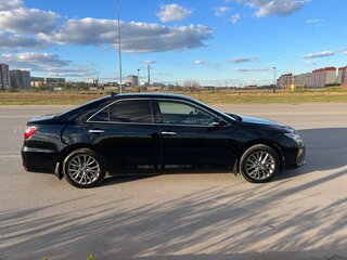 2015 Toyota Camry VII (XV50) Рестайлинг, белый, 2000000 рублей, вид 5