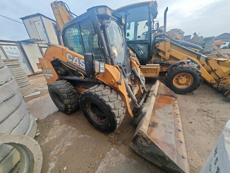 2018 Case CE SV300, оранжевый, 4600000 рублей, вид 2