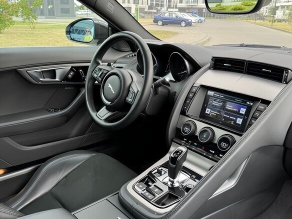 2016 Jaguar F-Type I, белый, 3100000 рублей - вид 8