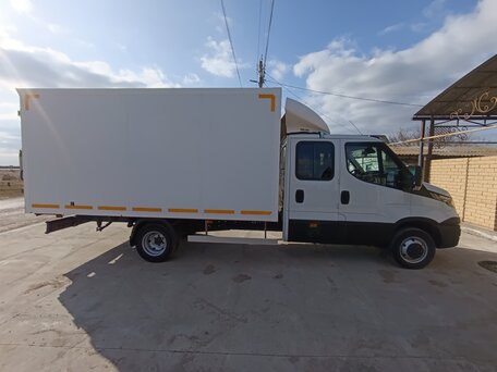 2020 Iveco Daily, белый, 5000000 рублей, вид 3