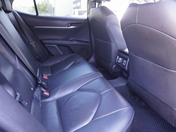 2019 Toyota Camry VIII (XV70), чёрный - вид 9