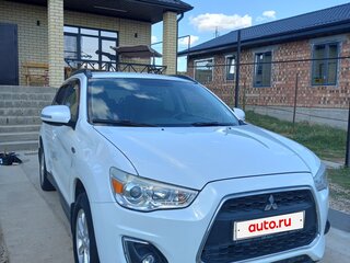 2013 Mitsubishi ASX I Рестайлинг, белый, 1300000 рублей, вид 3