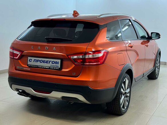 2021 Lada (ВАЗ) Vesta SW Cross I, оранжевый - вид 3