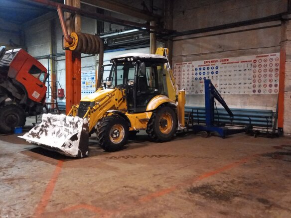 2011 Hidromek HMK 102B, жёлтый, 5000000 рублей