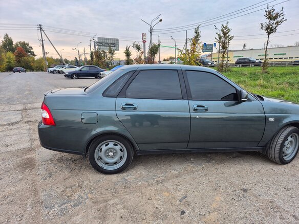 2011 Lada (ВАЗ) Priora I, серый, 420000 рублей - вид 4