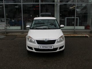 2013 Skoda Fabia II Рестайлинг, белый, 465000 рублей, вид 2