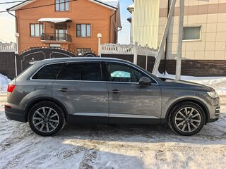 2017 Audi Q7 II (4M), серый, 2990000 рублей, вид 5