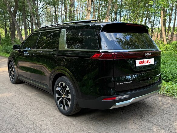 2020 Kia Carnival IV, чёрный, 4050000 рублей - вид 7