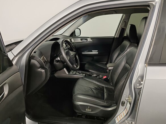 2012 Subaru Forester III Рестайлинг, серебристый, 1099000 рублей - вид 11