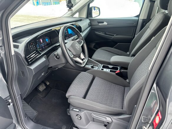 2022 Volkswagen Caddy Maxi V, серый, 4650000 рублей - вид 7