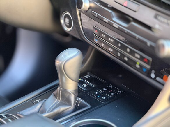 2016 Lexus RX 200t IV, чёрный, 3000000 рублей - вид 16