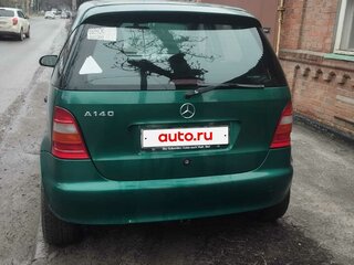 2000 Mercedes-Benz A-Класс 140 I (W168), зелёный, 225000 рублей, вид 4