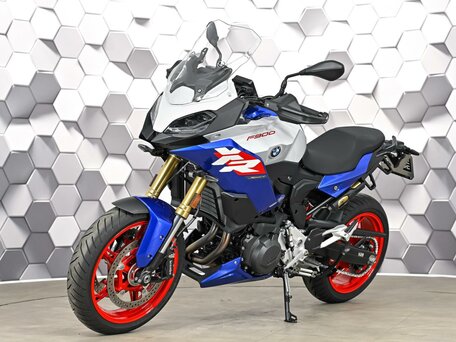 2025 BMW F 900 XR, белый, 1339000 рублей, вид 2