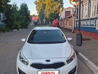 2015 Kia Ceed II Рестайлинг, белый, 720000 рублей, вид 4