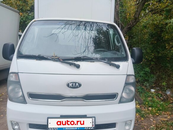 2013 Kia K-Series, белый, 870000 рублей