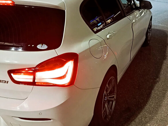 2017 BMW 1 серии 118i II (F20/F21) Рестайлинг 2, белый, 1750000 рублей - вид 7