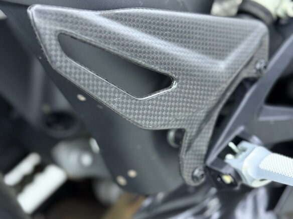 2022 Ducati Panigale V4, красный, 2500000 рублей - вид 18