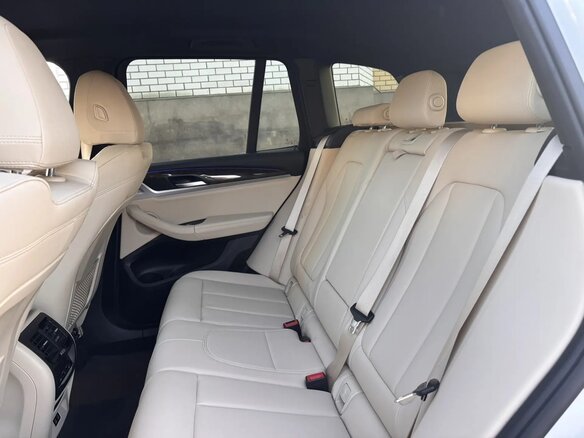 2020 BMW X3 30i sDrive III (G01), белый, 3100000 рублей - вид 8