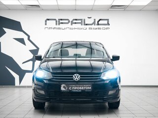 2015 Volkswagen Polo V Рестайлинг, чёрный, 739900 рублей, вид 2