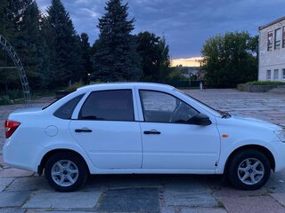 2015 Lada (ВАЗ) Granta I, белый, 295000 рублей, вид 3