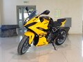 2024 Suzuki GSX-8R, золотистый, 790000 рублей
