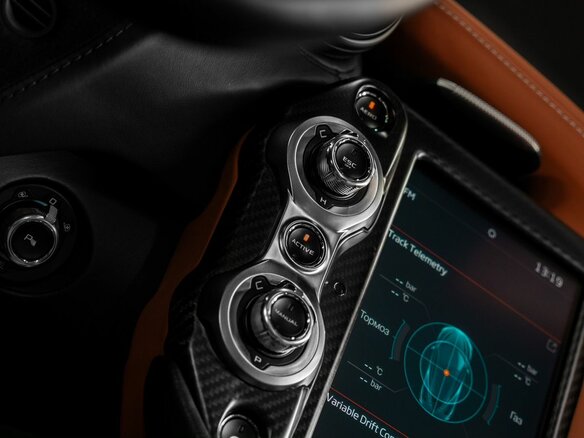 2019 McLaren 720S, синий, 26320000 рублей - вид 27