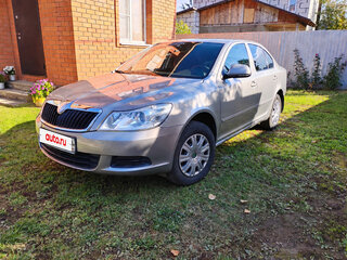 2011 Skoda Octavia II (A5) Рестайлинг, серебристый, 920000 рублей, вид 1