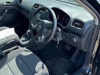 2012 Volkswagen Golf VI, чёрный, 1180000 рублей, вид 5