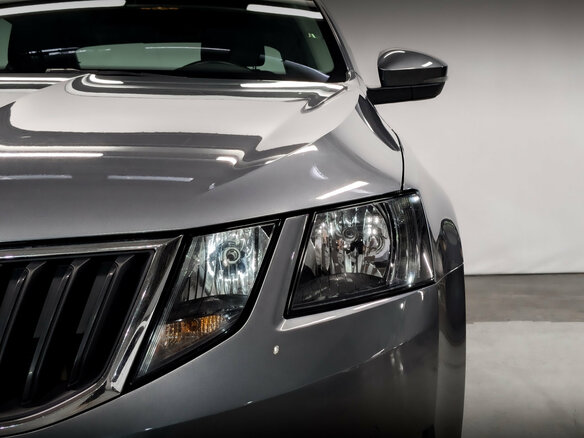 2020 Skoda Octavia III (A7) Рестайлинг, серый, 1835000 рублей - вид 18