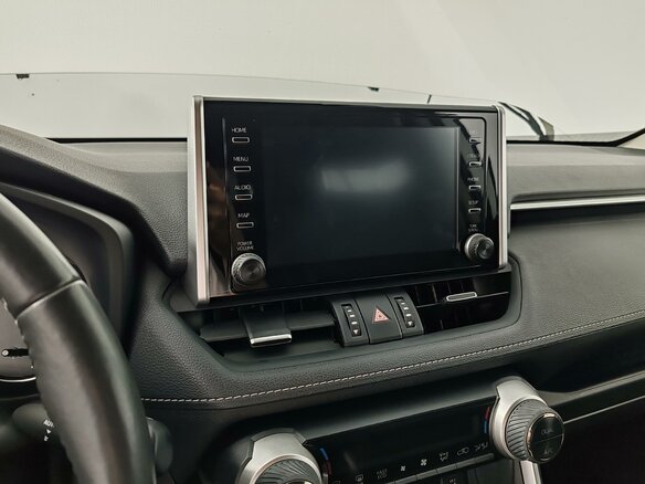 2021 Toyota RAV4 V (XA50), белый, 2875000 рублей - вид 14