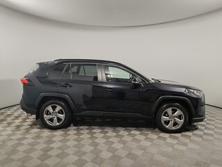 2020 Toyota RAV4 V (XA50), чёрный, 2999000 рублей, вид 4