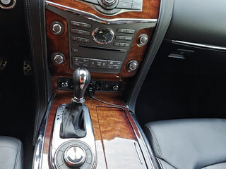 2017 Infiniti QX80 I Рестайлинг, чёрный, 3289000 рублей, вид 3