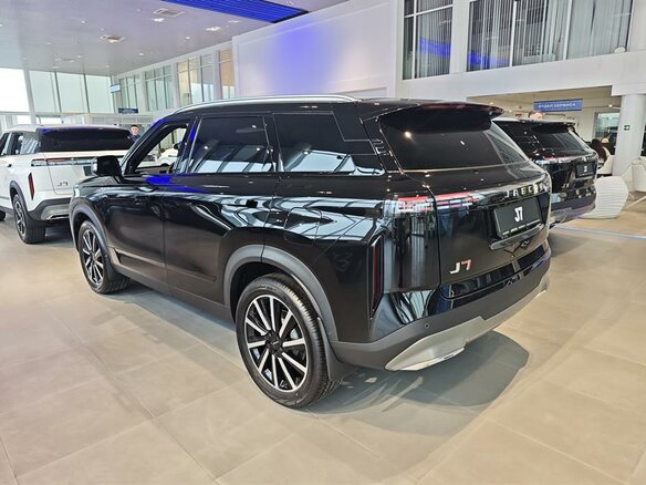2026 Jaecoo J7 I Рестайлинг, чёрный, 3079000 рублей - вид 5