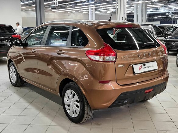 2021 Lada (ВАЗ) XRAY I, коричневый, 869000 рублей - вид 4