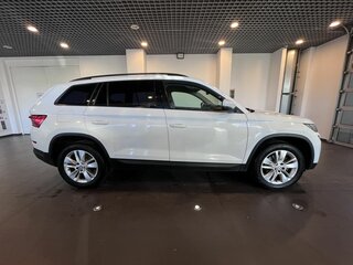 2018 Skoda Kodiaq I, белый, 2125000 рублей, вид 2