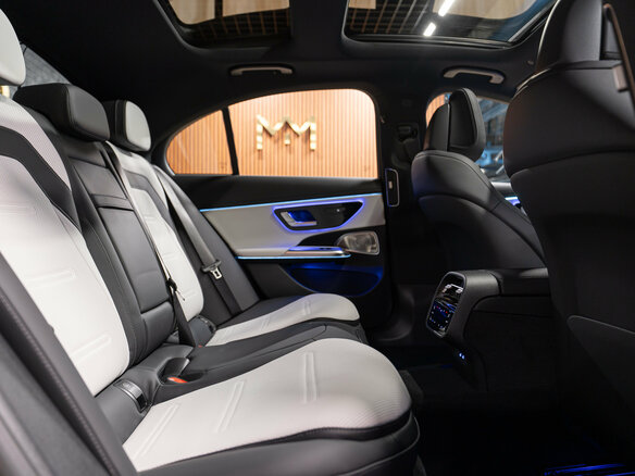 2025 Mercedes-Benz E-Класс AMG 53 AMG VI (W214), чёрный - вид 21