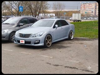 2009 Toyota Crown XIII (S200), серый, 2222222 рублей, вид 1