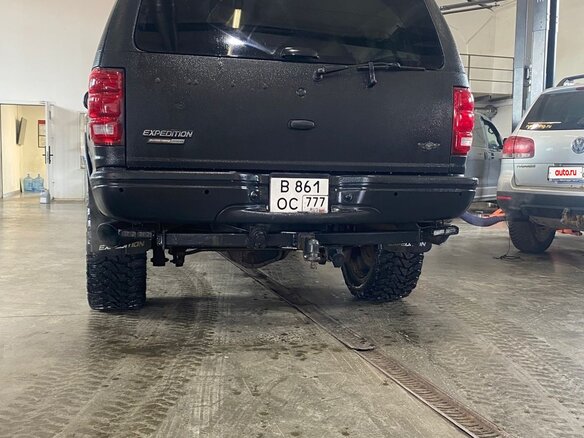 1998 Ford Expedition I, чёрный, 2000000 рублей - вид 7