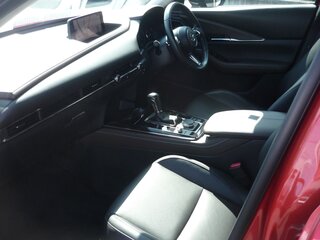 2023 Mazda CX-30 I, красный, 1780000 рублей, вид 5