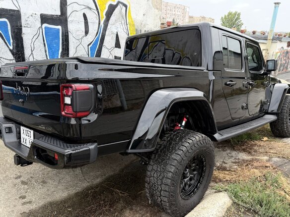 2021 Jeep Gladiator II (JT), чёрный, 6200000 рублей - вид 11